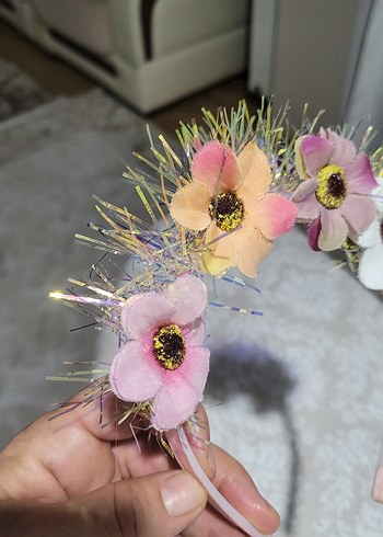 Çiçek Desenli Dantel Taç - Pastel Renkli - Görsel 3