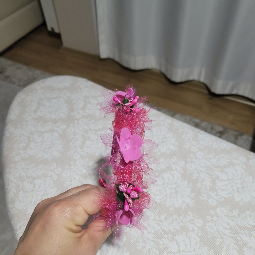 Dantel ve Nakış Detaylı Pembe Çocuk Taç - Görsel 2