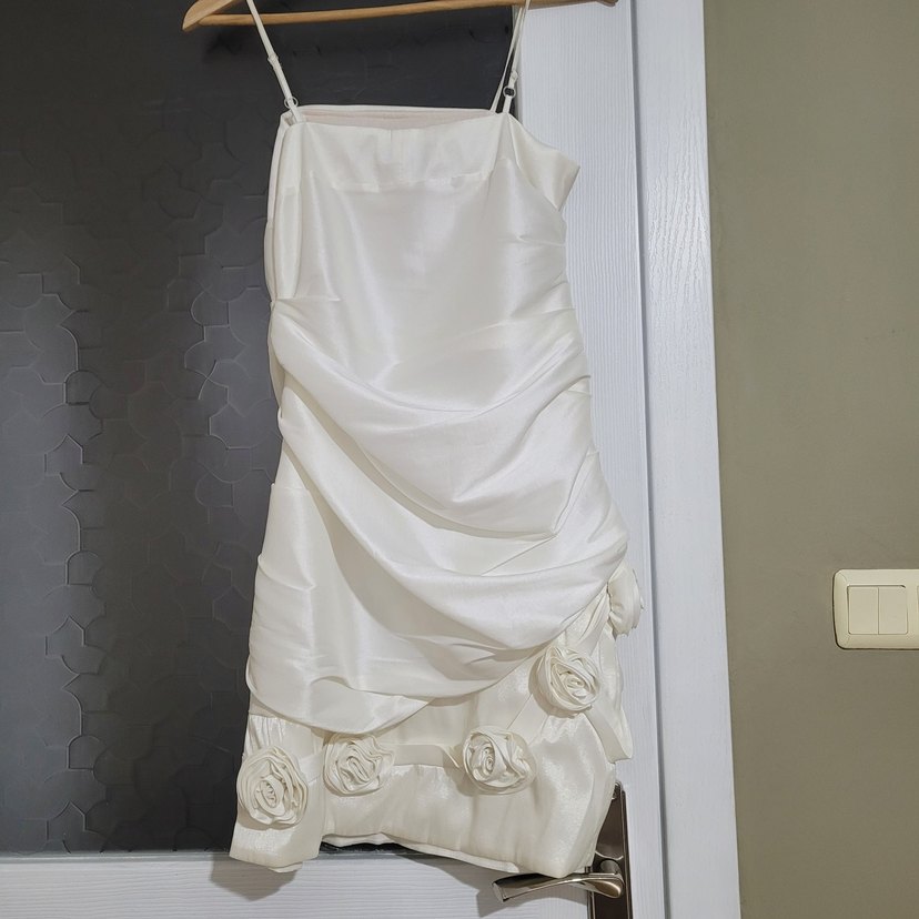 Beyaz Drapeli Uzun Abiye Elbise - Görsel 3