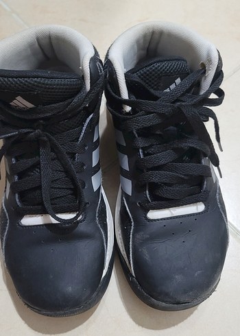 Siyah-Gri Bağcıklı Erkek Çocuk Spor Ayakkabı Adidas marka . - Görsel 6