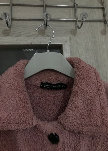 Düğmeli Pembe Peluş Kadın Ceket - Görsel 3