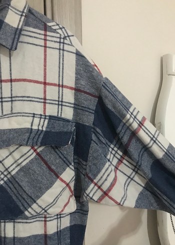 Düğmeli Gri Mavi Ekose Kadın Gömlek - Görsel 3