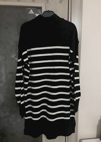 Siyah Beyaz Çizgili Salaş Triko Kadın Kazak - Görsel 4