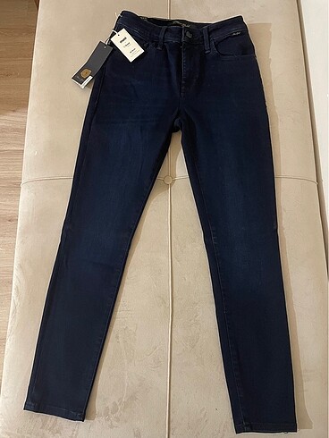 Mavi Tess gold jean pantolon