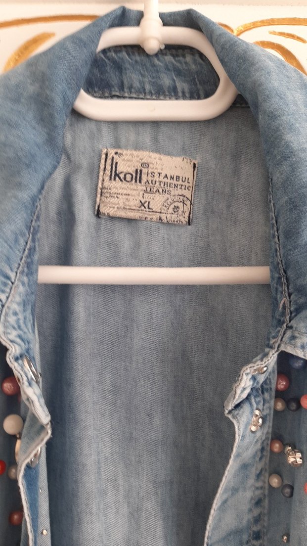 Düğmeli Nakışlı Uzun Mavi Denim Ceket - Görsel 2