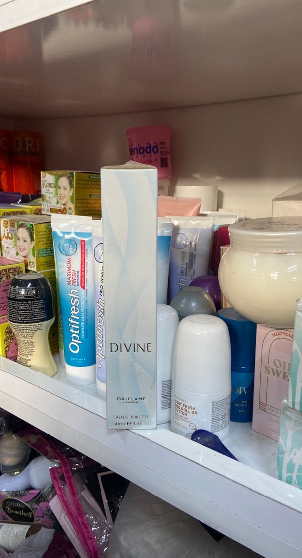 Oriflame Divine Kadın Parfümü 50 ml - Görsel 3