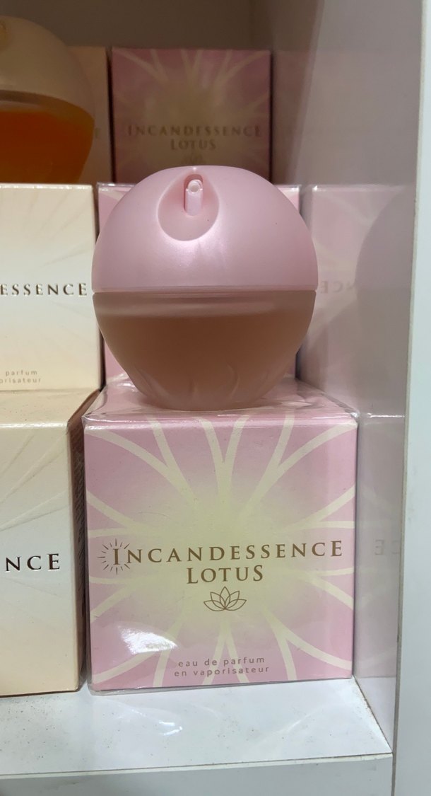 Avon Incandessence Lotus Kadın Parfümü - Görsel 2