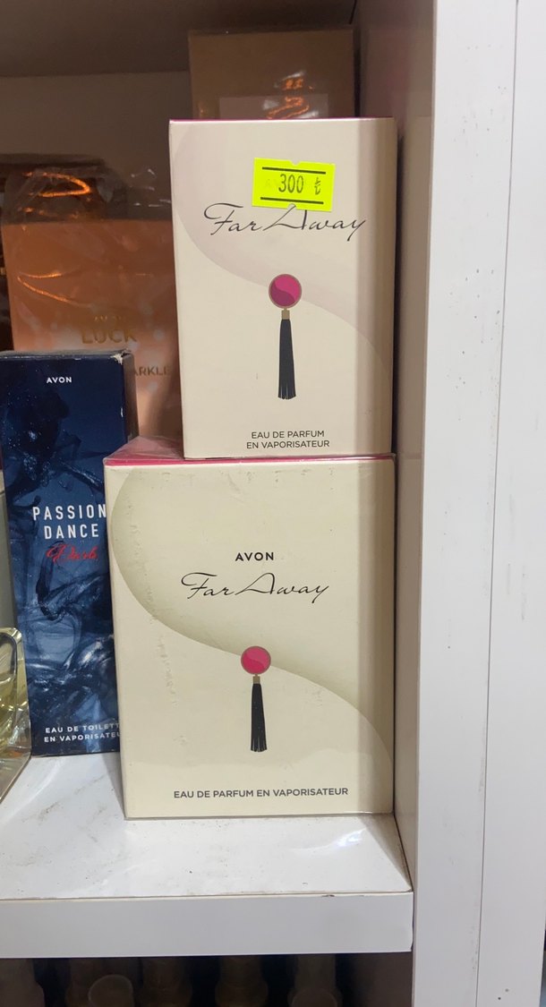 Avon Far Away Kadın Parfümü - Görsel 2