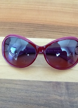 Guess Kırmızı Güneş Gözlüğü