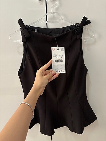 xs Beden zara etiketli bluz