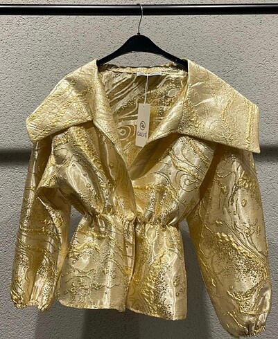 Gold ceket