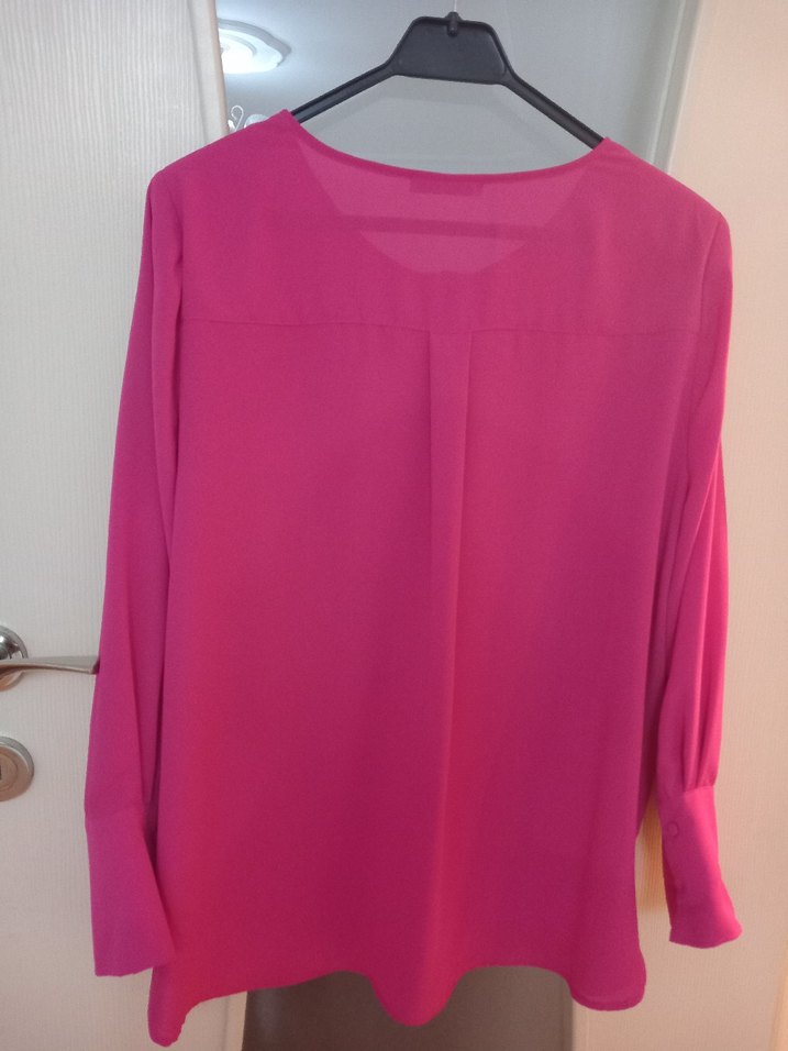 Pembe Uzun Kollu Saten Bluz - Görsel 5