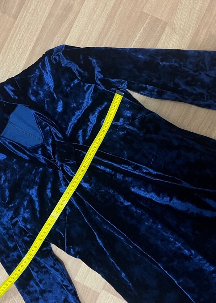 Kadife Elbise - Görsel 4