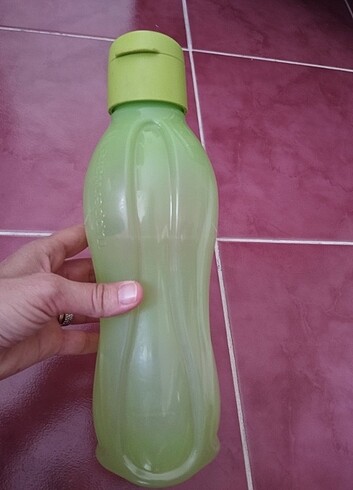 Beden Tupperware suluk