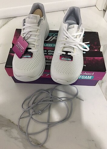 40 Beden 40 Numara Skechers Memory Foam Taban Beyaz Spor Ayakkabı