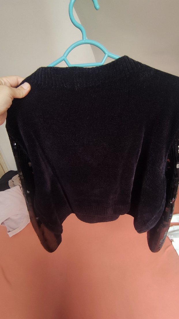 Zara siyah Payetli Üst - Görsel 5