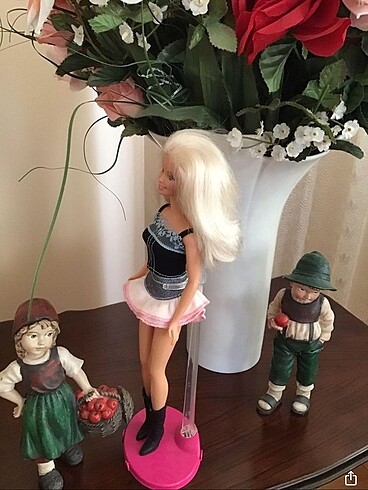  Beden Renk Barbie 1991 mattel Amerika?dan alındı MY SCENE çizmeleri ile y