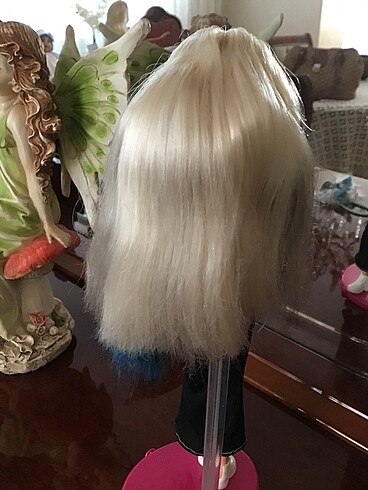 Beden Renk Barbie eski seri saçları ipek gibi resimleri inceleyin