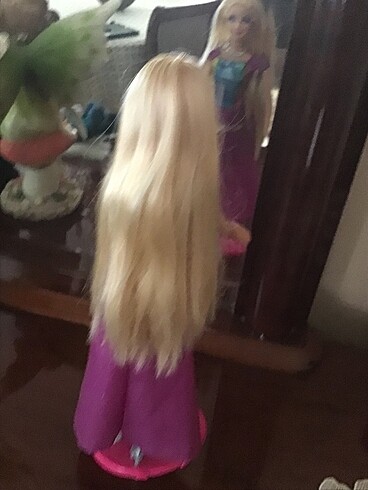 Beden Renk Barbie 2009 mattel Elbisesi yeni saçları yumuşacık resimde