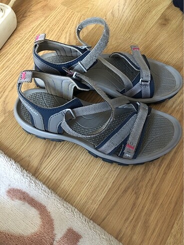 DECATHLON RAHAT AYAKKABI sandalet