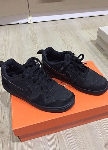 Orijinal Nike spor ayakkabı 