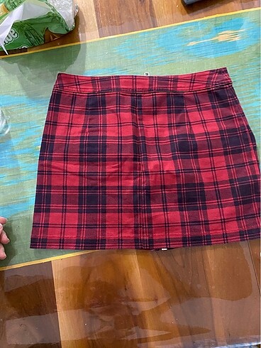 34 Beden çeşitli Renk Kırmızı mini etek