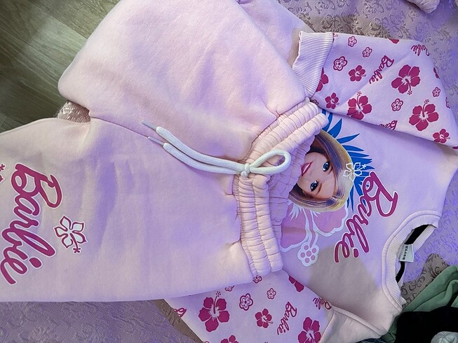 7 Yaş Beden Barbie eşofman takımı