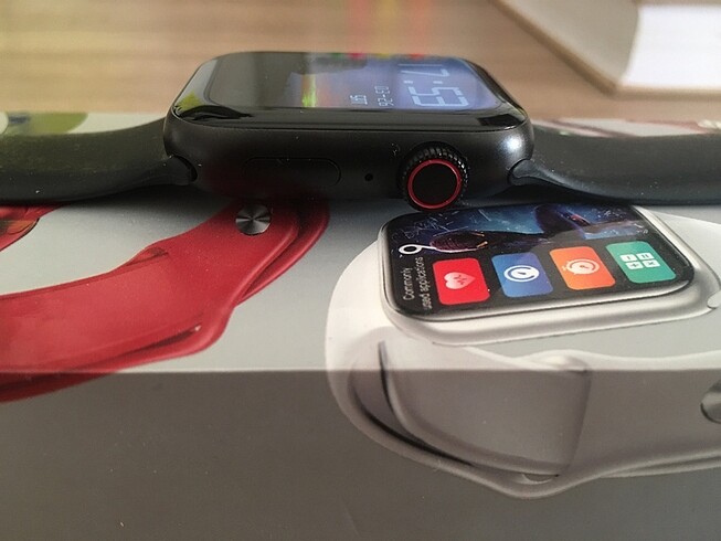 M16 plus Apple Watch muadili