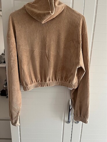 Sweetshirt