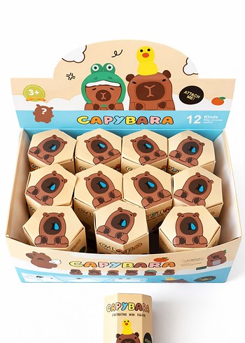 Renkli Kapibara Oyuncak Kutusu