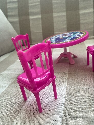 Barbie masa sandalye - Görsel 8