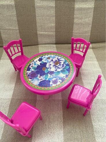 Barbie masa sandalye - Görsel 2