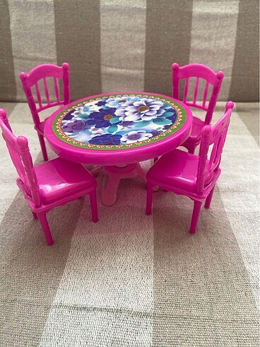 Barbie masa sandalye - Görsel 5