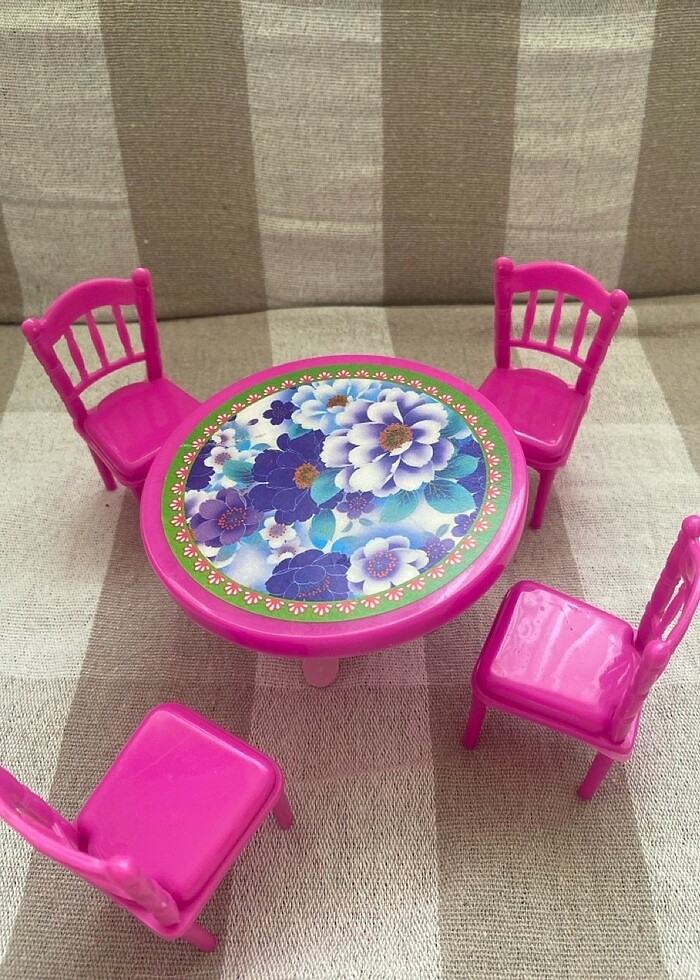 Barbie masa sandalye - Görsel 2