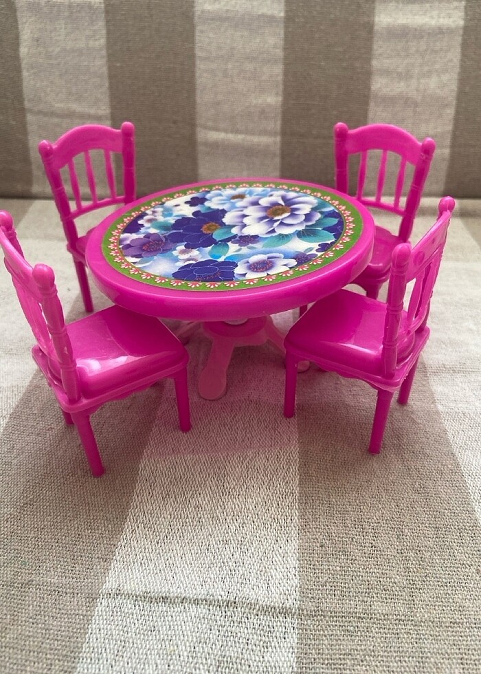 Barbie masa sandalye - Görsel 5