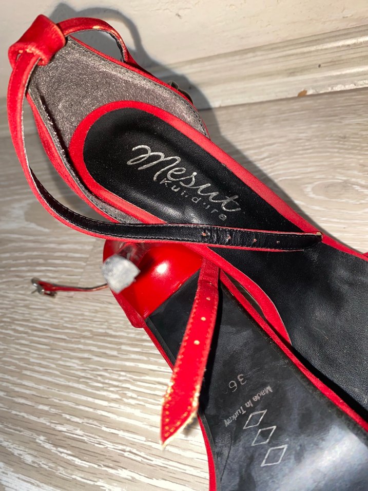 Kırmızı Süet Tokalı Stiletto Topuklu Ayakkabı - Görsel 4
