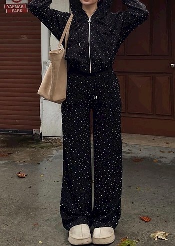 Kadın Siyah Taşlı Belden Bağlamalı Eşofman Takımı - Görsel 2