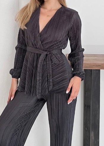 Gri Piliseli Kadın Ofis Takımı - Görsel 7