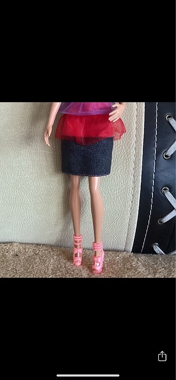 Retro Şık Barbie