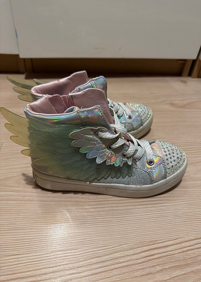 Skechers kanatli spor ayakkabi - Görsel 2