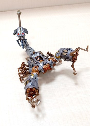 TRANSFORMERS SCORPONOK - Görsel 2