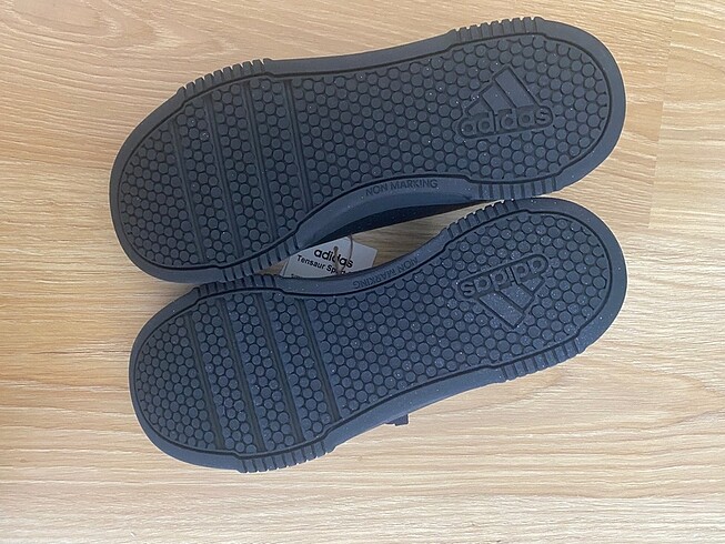 39,5 Beden siyah Renk Adidas re Sport 2.0 K model Kadın ayakkabı,