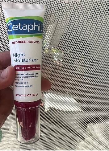 Cetaphil night moustruzier
