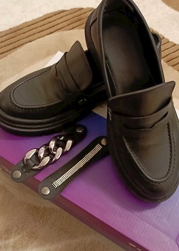 Tokalı Siyah Deri Gotik Platform Kadın Loafer