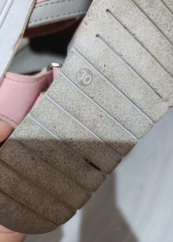 30 Beden pembe Renk Pembe Tokalı Kız Çocuk Sandalet