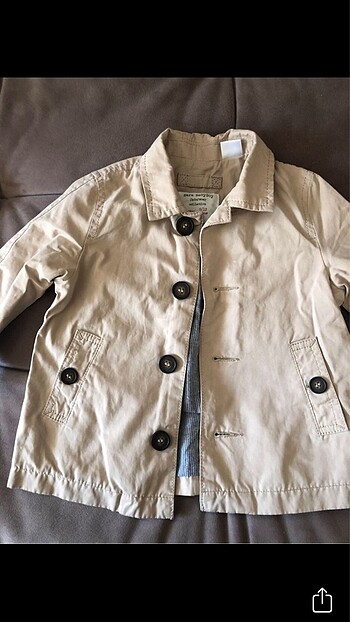 Zara krem trençkot.9-12 ay