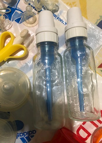 Renkli Bebek Biberonları suluklar,kaşık çatal ve tabak,emzikler - Görsel 12