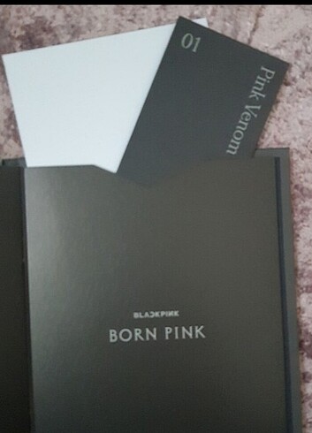  Beden Blackpink Born Pink album jisoo vers.