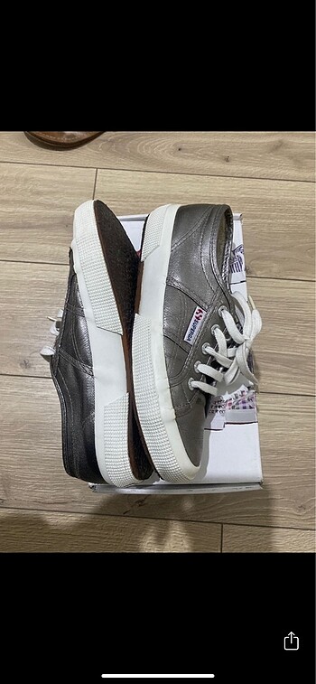 Superga ayakkabı