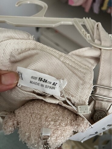 Zara Sorunsuz etiketli zara